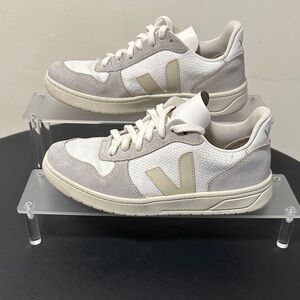 Vejas‎ V-10 Unisex